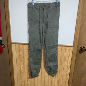 AE jogger pants